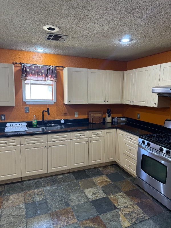 Foto del edificio - 1330 Horace St