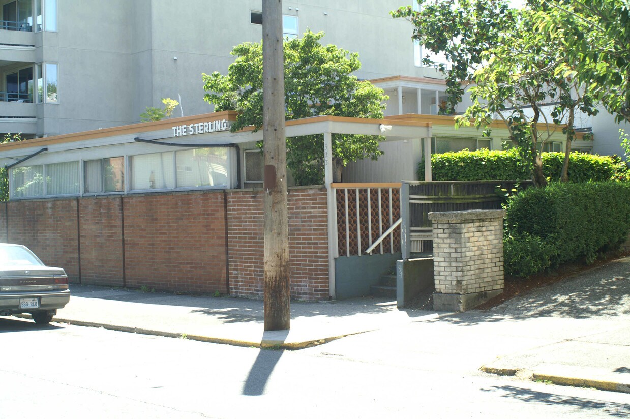 Building Photo - The Sterling