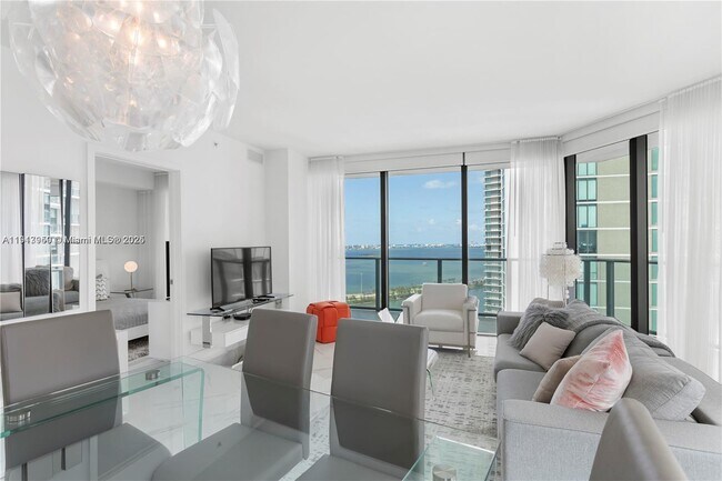 Foto del edificio - 501 NE 31st St