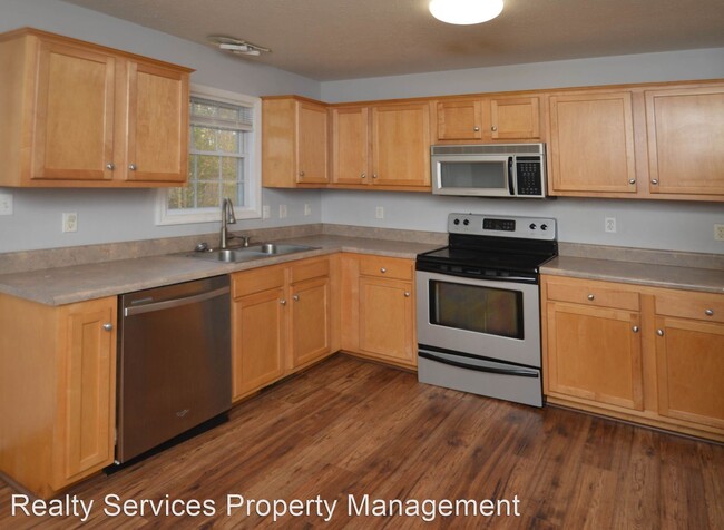 Building Photo - 3 br, 2 bath House - 788 Oakville Road