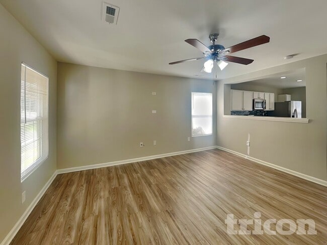 Building Photo - 238 Waterlemon Way