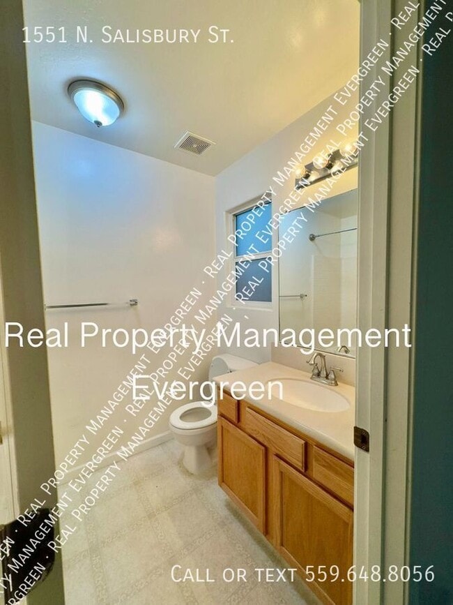 Building Photo - 1551 N. Salisbury St