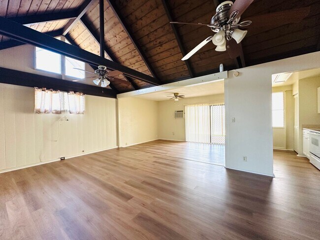 Foto del edificio - 3 Bedroom, 2 Bathroom with Carport (Mililani)