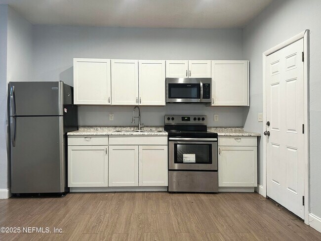 Foto del edificio - 339 Phelps St