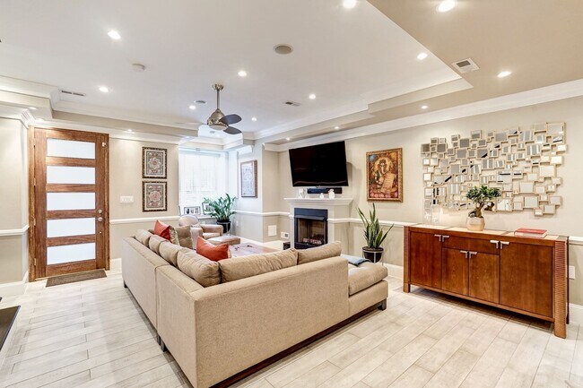 Building Photo - 507 K St NE