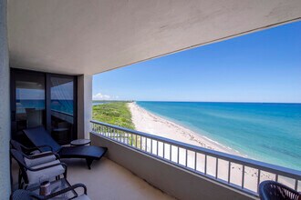 Building Photo - 5540 N Ocean Dr
