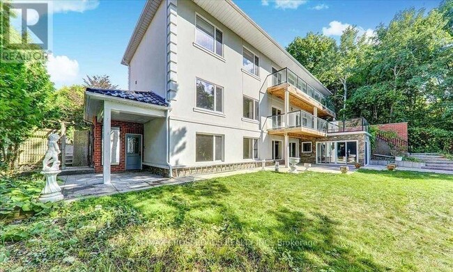 Photo du bâtiment - 9 Redland Crescent E