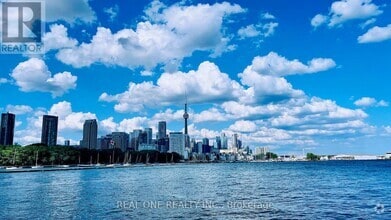 Building Photo - 2111-2111 Lake Shore Blvd W