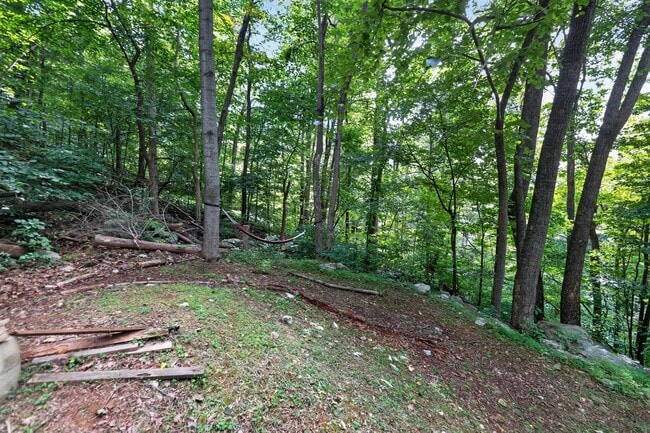 Building Photo - 261 Rocky Spring Ln