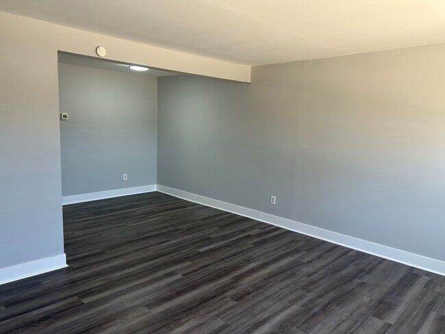 Foto del edificio - 7211 Fowler St