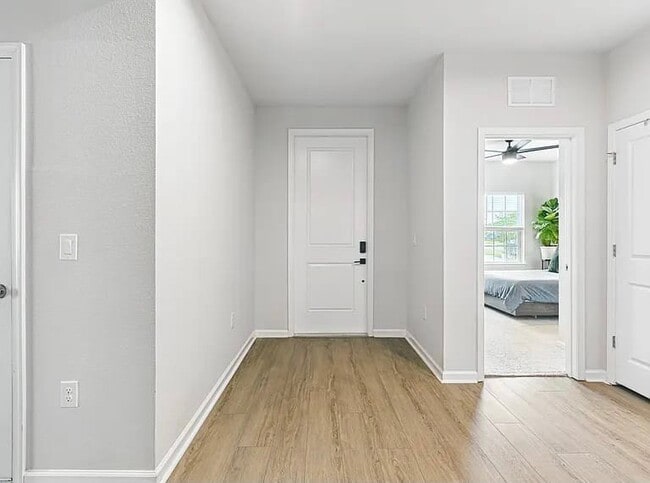 Building Photo - 1498 Tan Tara Trl
