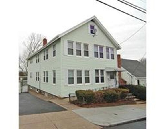 Building Photo - 11 Bateman St