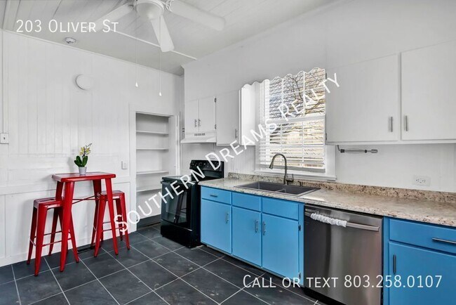 Building Photo - 203 Oliver St