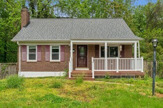 Building Photo - 4006 Dubois Ct