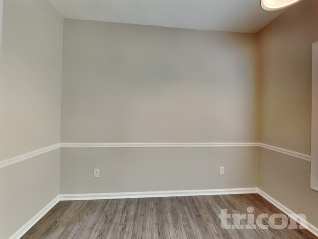 Building Photo - 1012 Levista Dr