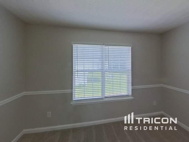 Building Photo - 4411 Gladewood Run