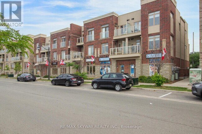 Photo du bâtiment - 5014 Serena Dr