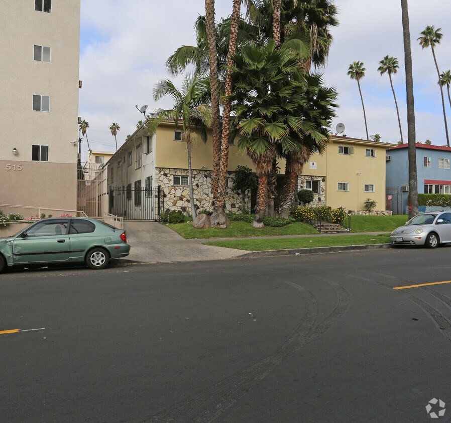 Foto del edificio - 511 S Alexandria Ave