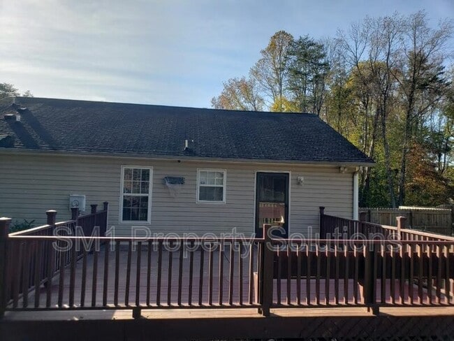Building Photo - 4208 Low Meadow Ln