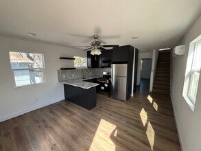 Building Photo - 521 E Yellowstone Ave