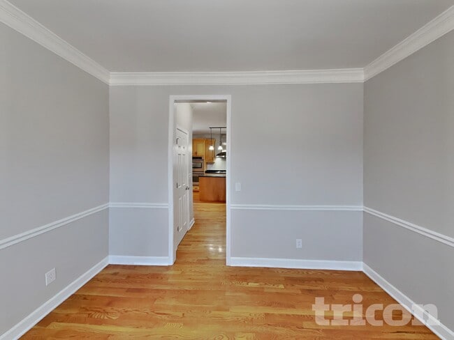 Foto del edificio - 3002 Helfrich Ct