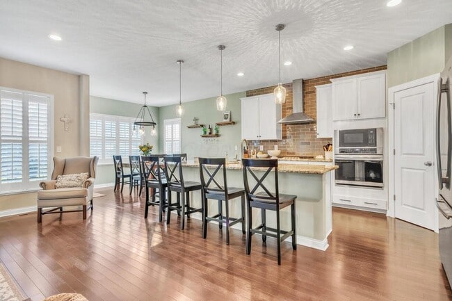 Building Photo - 5598 Ballantrae Woods Dr