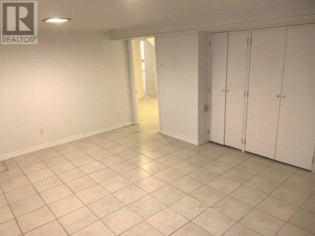Building Photo - 46 Medhurst Rd