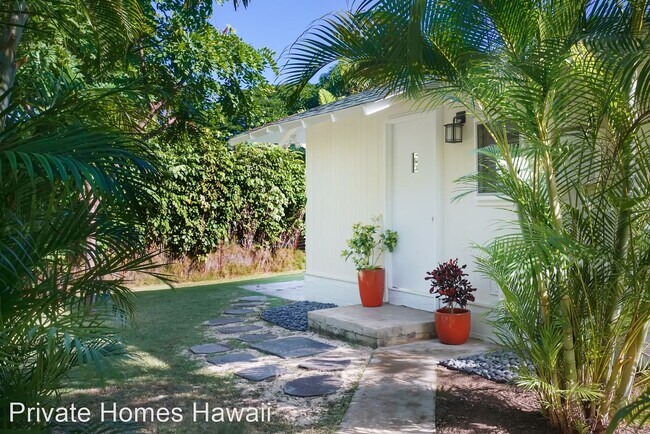 Building Photo - 2 br, 1 bath House - 1342 A. Aalapapa Drive