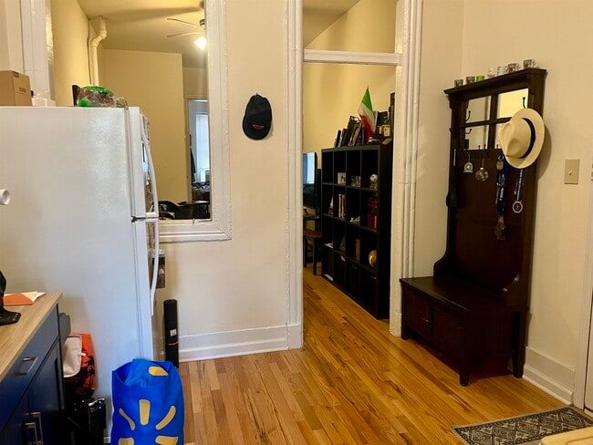 Building Photo - 219 Park Ave