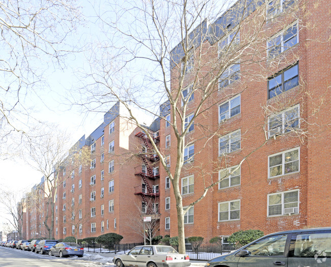 Building Photo - Donner Gardens