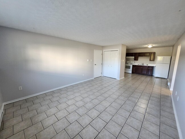 Building Photo - 2 Arena Ln