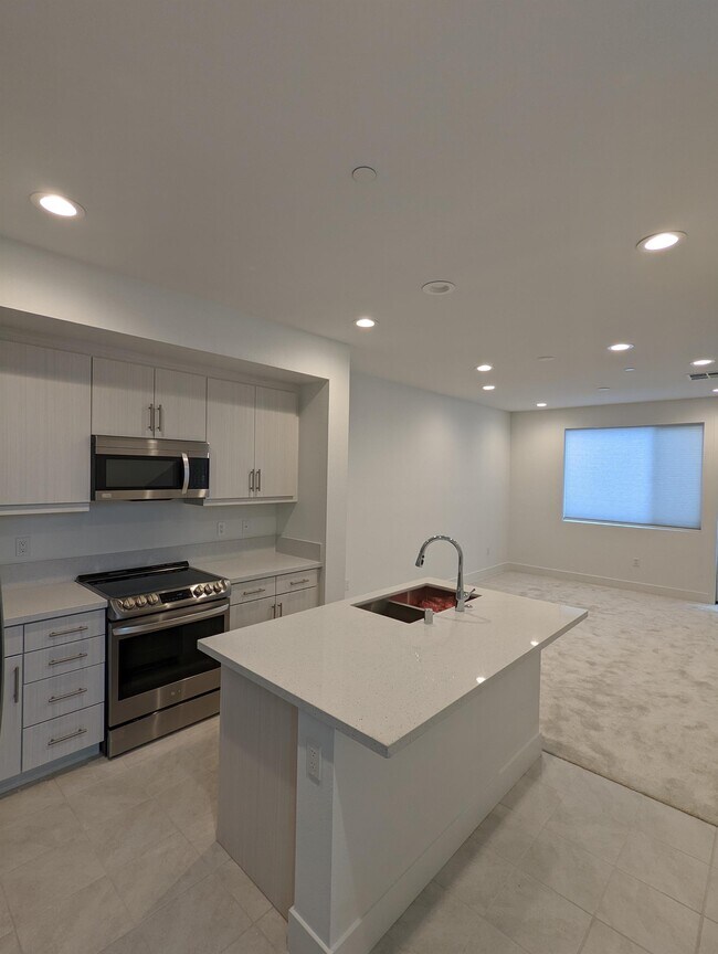 Foto del edificio - 9877 MacArthur Blvd