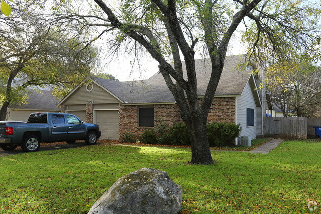 Building Photo - Jadewood Duplexes