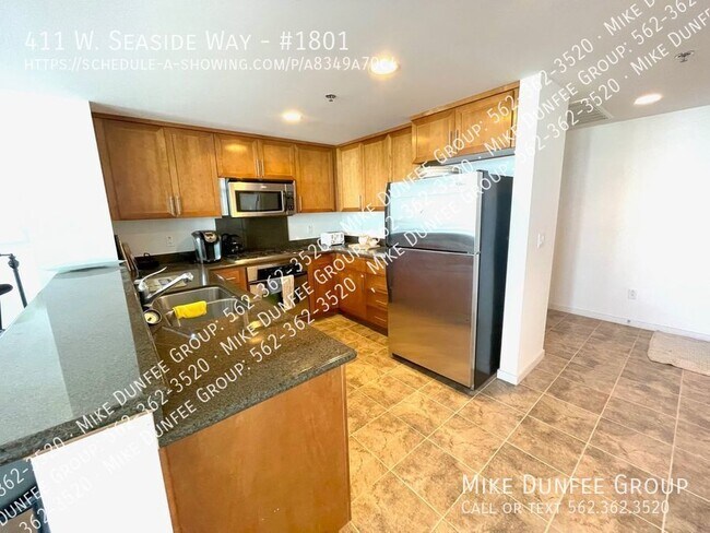 Building Photo - Fully Furnished Two Bedroom Condo With Oce...