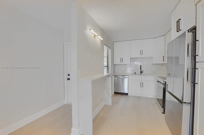 Foto del edificio - 2650 Greenwood Terrace