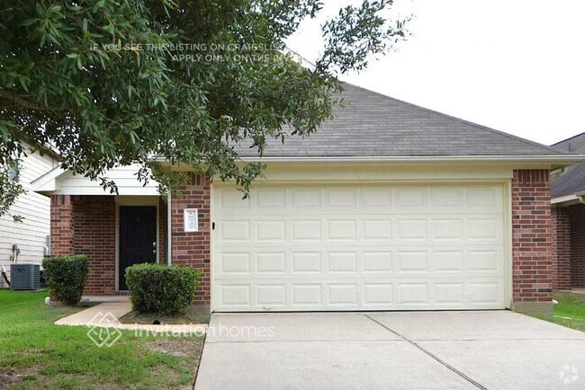 Building Photo - 18742 Dennington Dr
