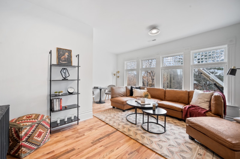 Primary Photo - 1444 Stuart St
