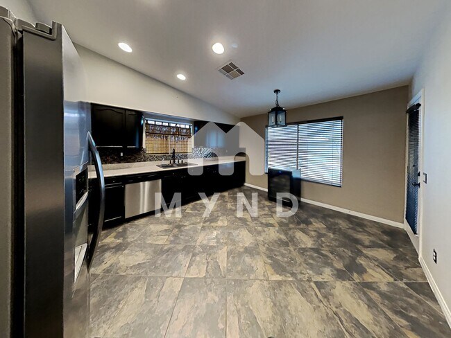 Building Photo - 7829 Morning Flower Ln