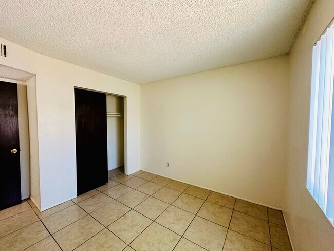 Foto del edificio - Spacious 2 Bedroom Townhouse Near A-Mounta...
