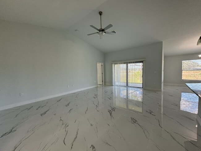 Building Photo - Modern Meets Convenience: Newly Built Home...