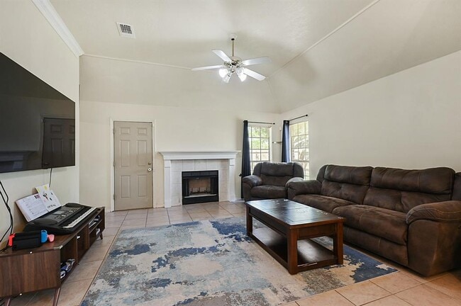 Building Photo - 2308 Colgate Cir