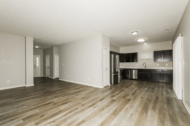 Building Photo - 2232 Schoolmarm Dr