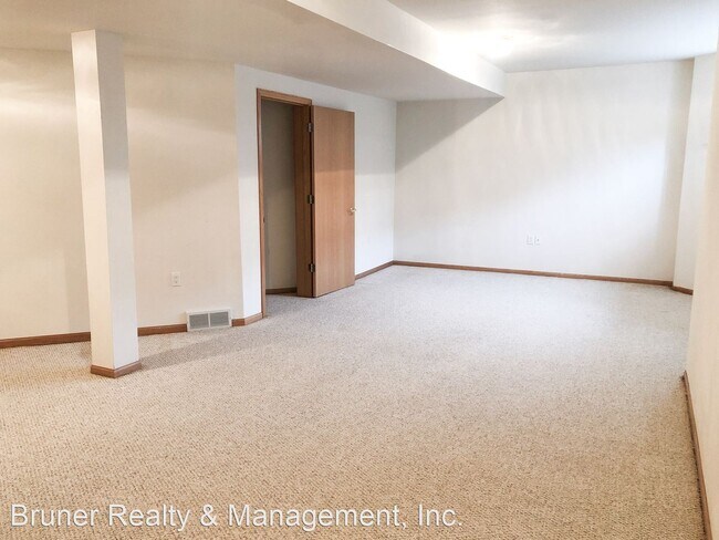 Building Photo - 2 br, 2 bath House - 3126 Dorchester, Unit 2