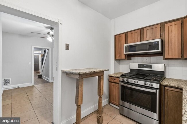 Foto del edificio - 2236 N Bouvier St