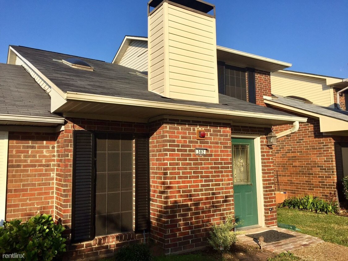 3635 Greenacres Place Dr, Bossier City, LA 71111 Townhome Rentals in