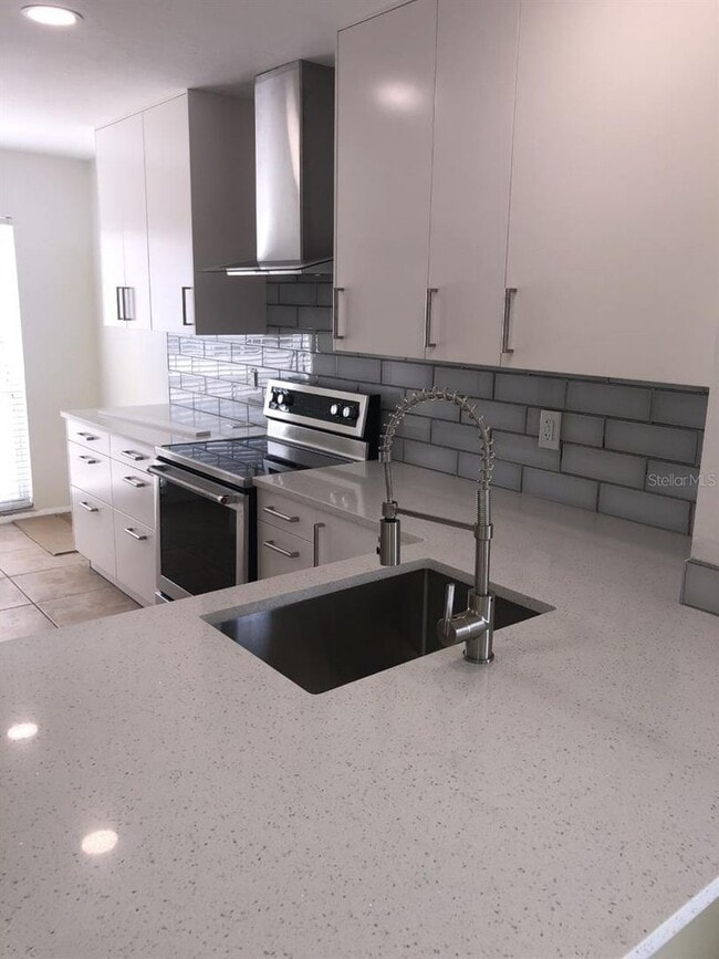 Building Photo - 2 br, 2 bath House - 5218 Wedgewood Ln #72