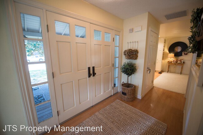 Building Photo - 4 br, 2 bath House - 4310 Stollwood Drive