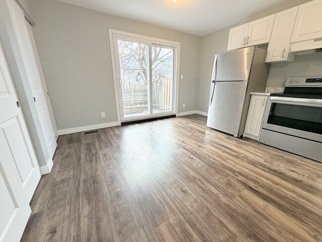 Photo du bâtiment - 225 Queen St