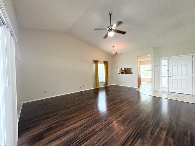 Photo - Upgraded Oviedo Home - Screened porch, fenced back yard, wood floors
