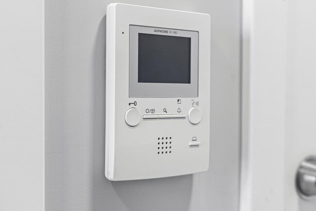 Building Photo - 95 Broadway